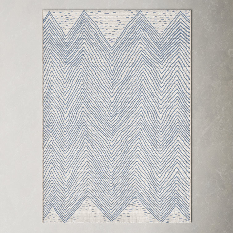 Chevron Waves Blue Synthetic Indoor/Outdoor Rug, 5'3" x 7'6"