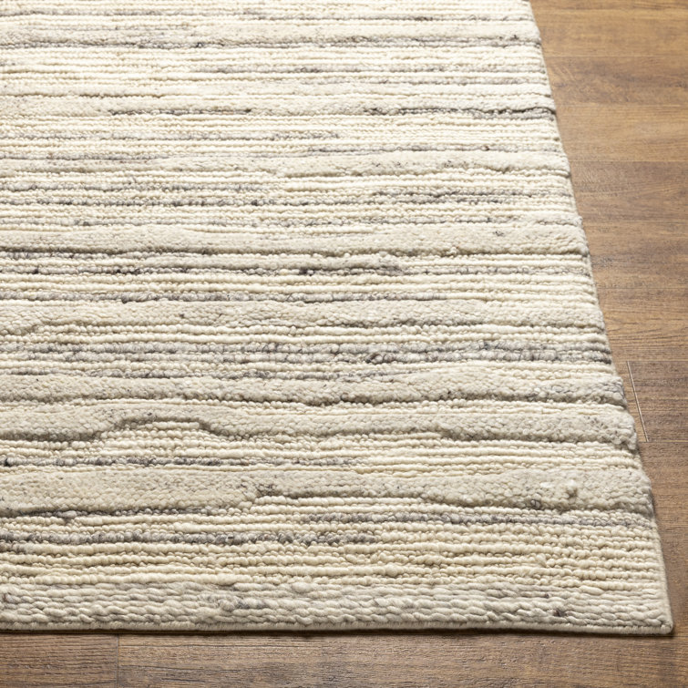 Handwoven Easy Care Gray Wool Rectangular Rug, 9' x 12'