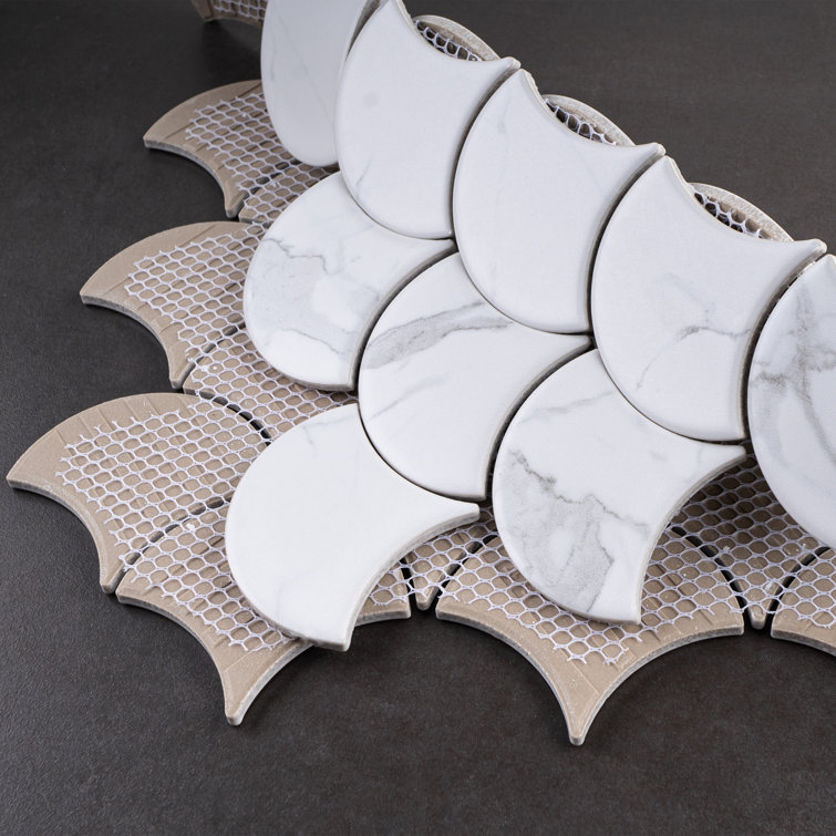White and Gray Porcelain Fish Scale Mosaic Tile