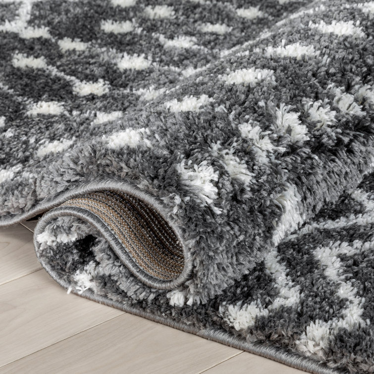 Celeste Easy-Care Gray Shag 8' x 10' Synthetic Area Rug