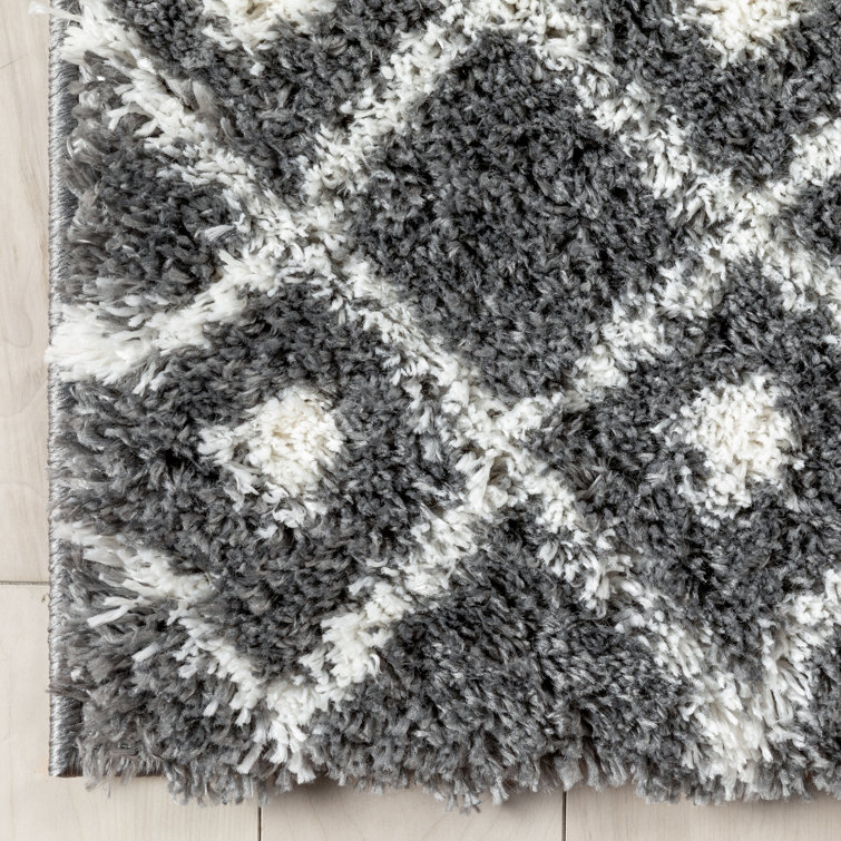 Celeste Easy-Care Gray Shag 8' x 10' Synthetic Area Rug