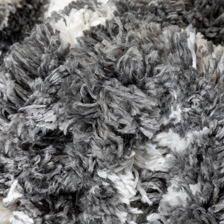 Celeste Easy-Care Gray Shag 8' x 10' Synthetic Area Rug