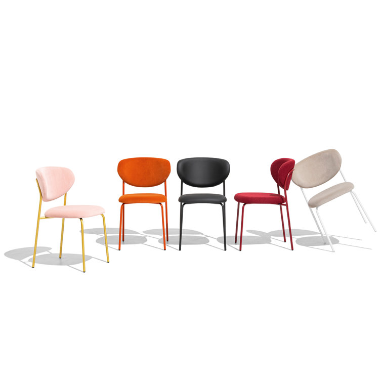 Sand Matt Optic White Cozy Metal Upholstered Chair