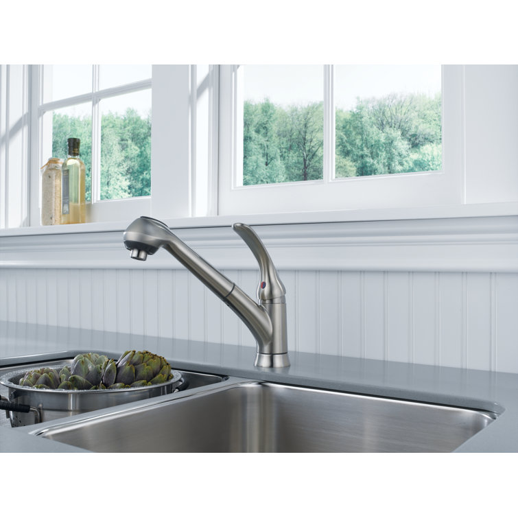 Stainless Steel Pull-Out Single Handle Kitchen Faucet