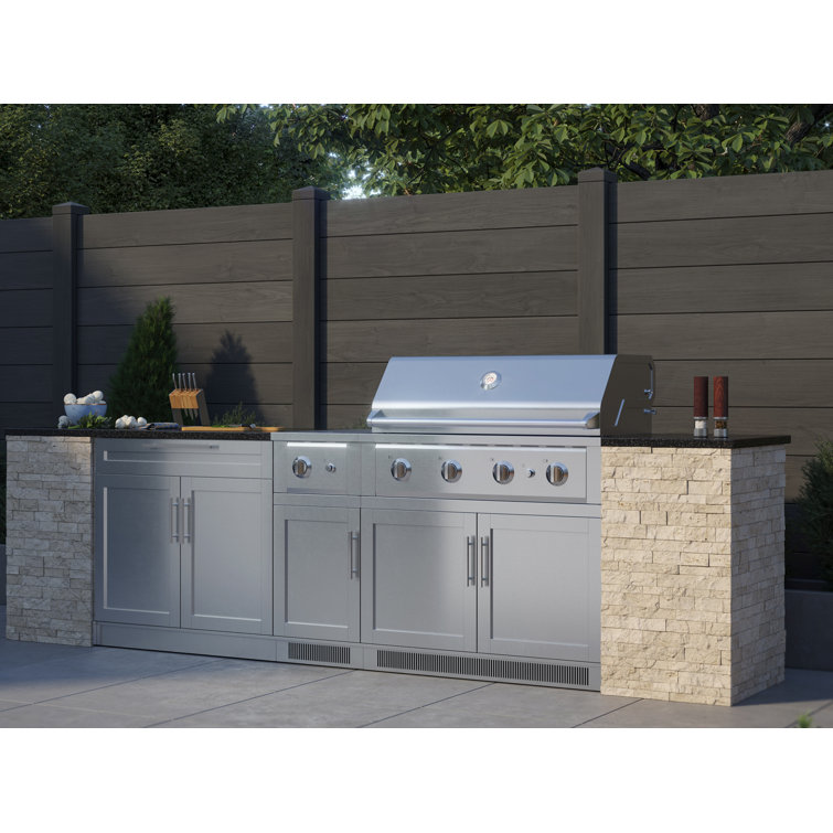 33-Inch Stainless Steel Natural Gas Grill with Rotisserie and Smoker
