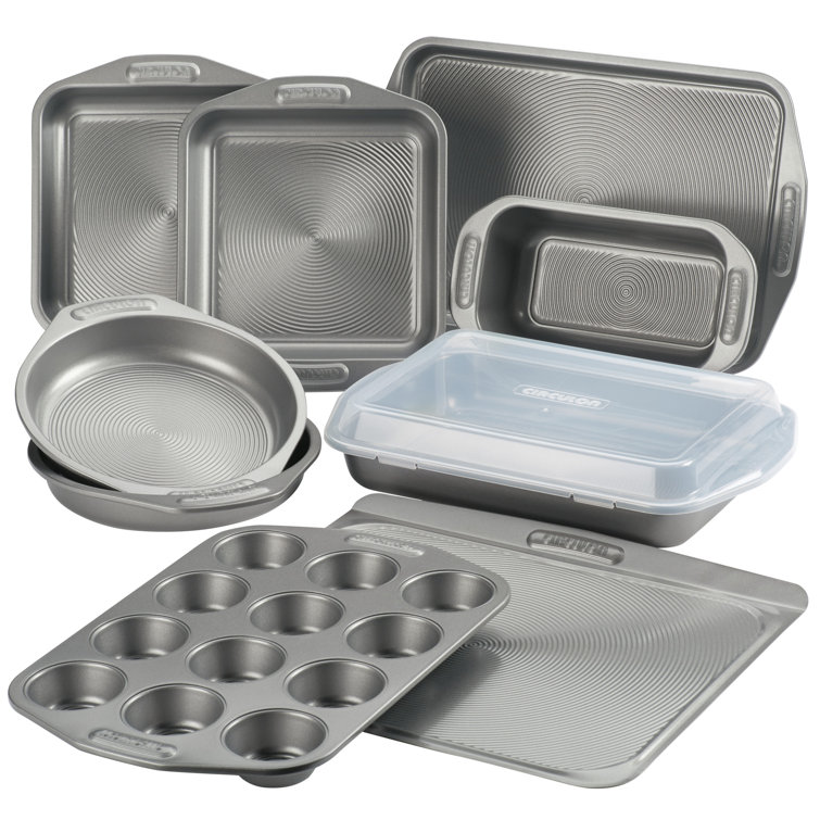 Circulon Gray Nonstick 10-Piece Bakeware Set with Lid
