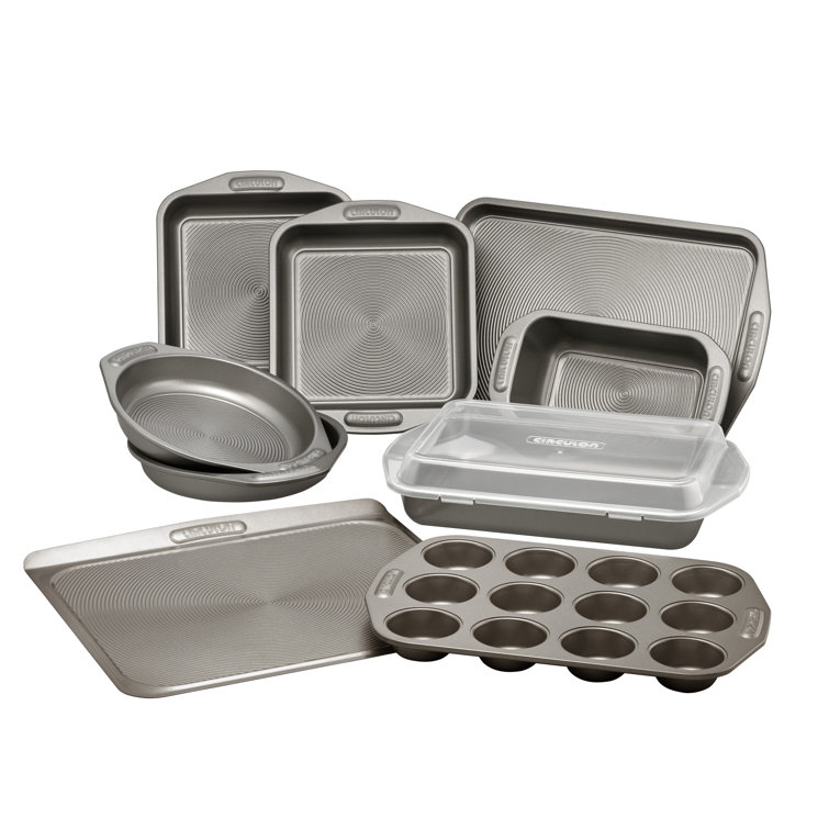Circulon Gray Nonstick 10-Piece Bakeware Set with Lid