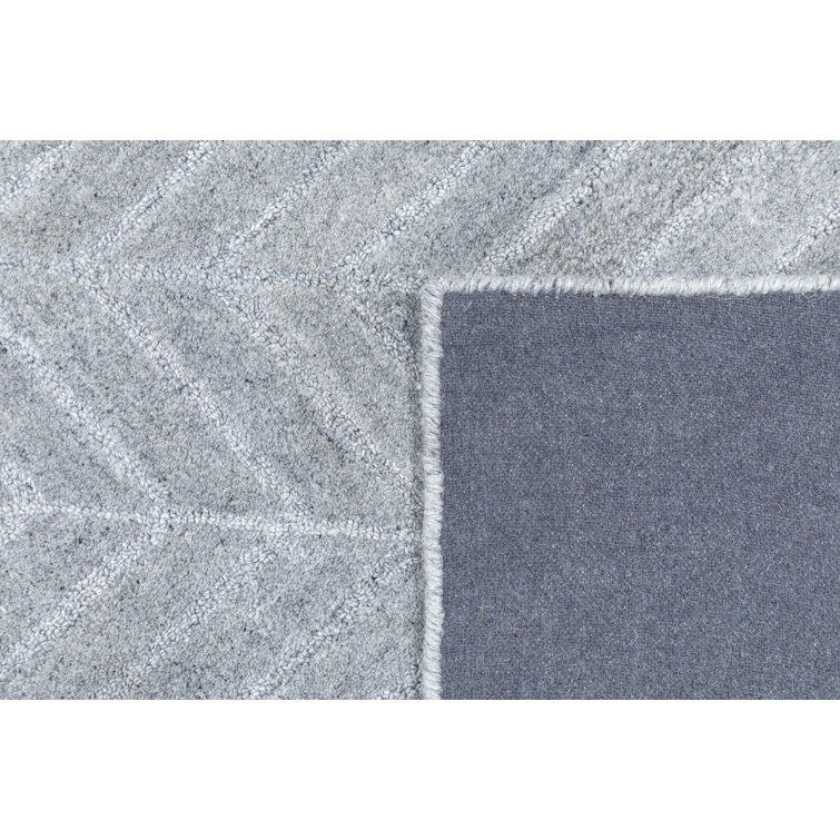 Handmade Herringbone Tufted Wool-Viscose Silver Rug 5' x 8'