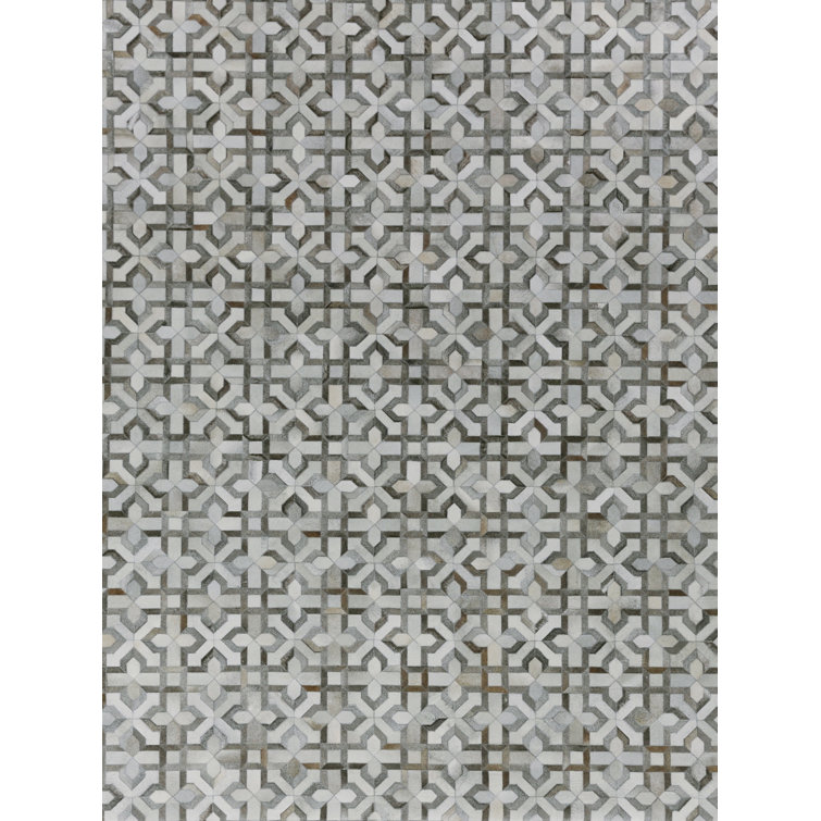 Handmade Ivory Geometric Cowhide Rug 5' x 8'