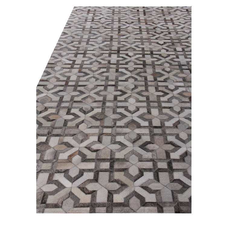 Handmade Ivory Geometric Cowhide Rug 5' x 8'