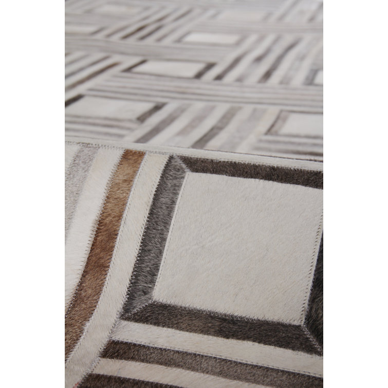 Handmade Ivory Geometric Cowhide Area Rug, 5' x 8'