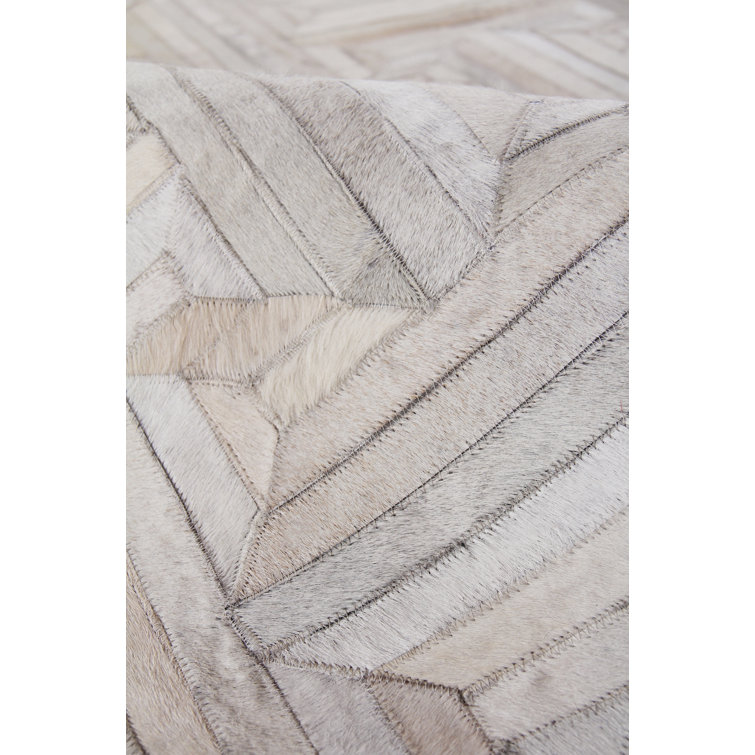 Ivory Geometric Handmade Cowhide Rectangular Rug 5' x 8'