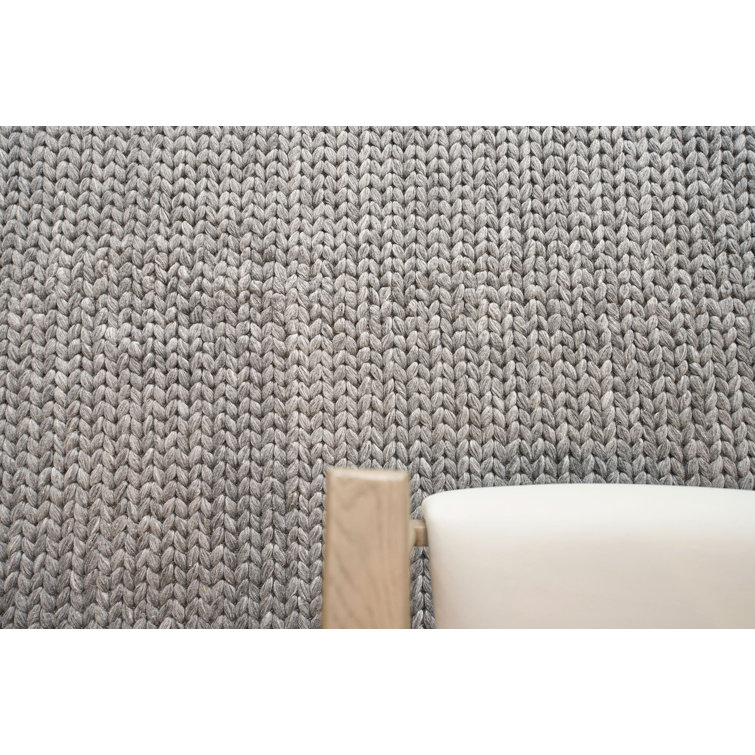 Handmade Dark Gray Braided Cotton and Synthetic Area Rug