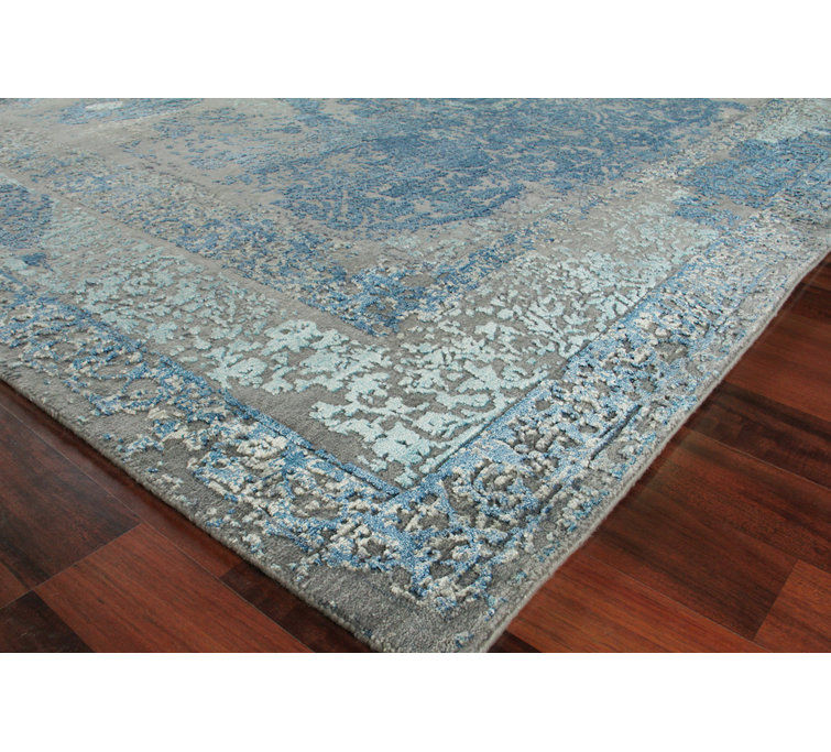Elder Hand-Knotted Wool and Viscose Blend Gray and Blue Area Rug, 6' x 9'