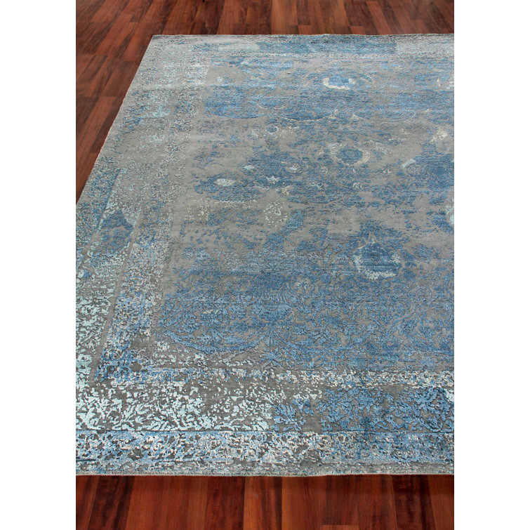 Elder Hand-Knotted Wool and Viscose Blend Gray and Blue Area Rug, 6' x 9'