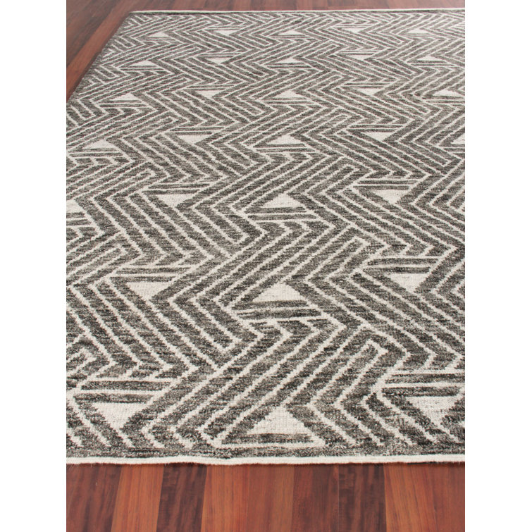 Ivory and Gray Hand-Knotted Chevron Wool Rug, 9' x 12'