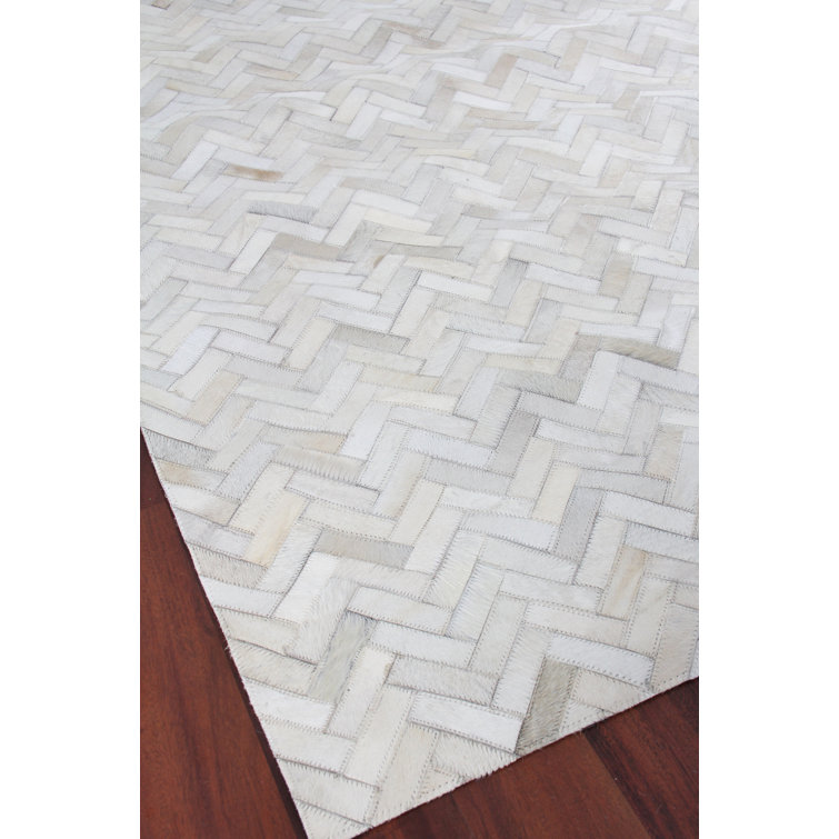 Handmade Ivory Geometric Cowhide 8' x 11' Area Rug