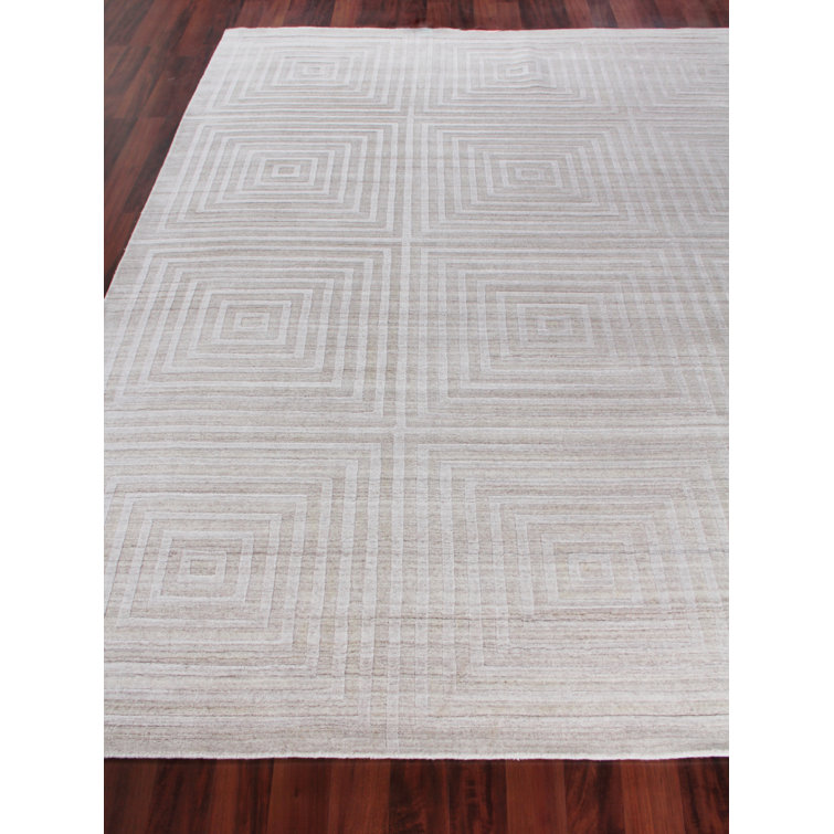 Handmade Light Beige Wool and Viscose Geometric 8' x 10' Area Rug