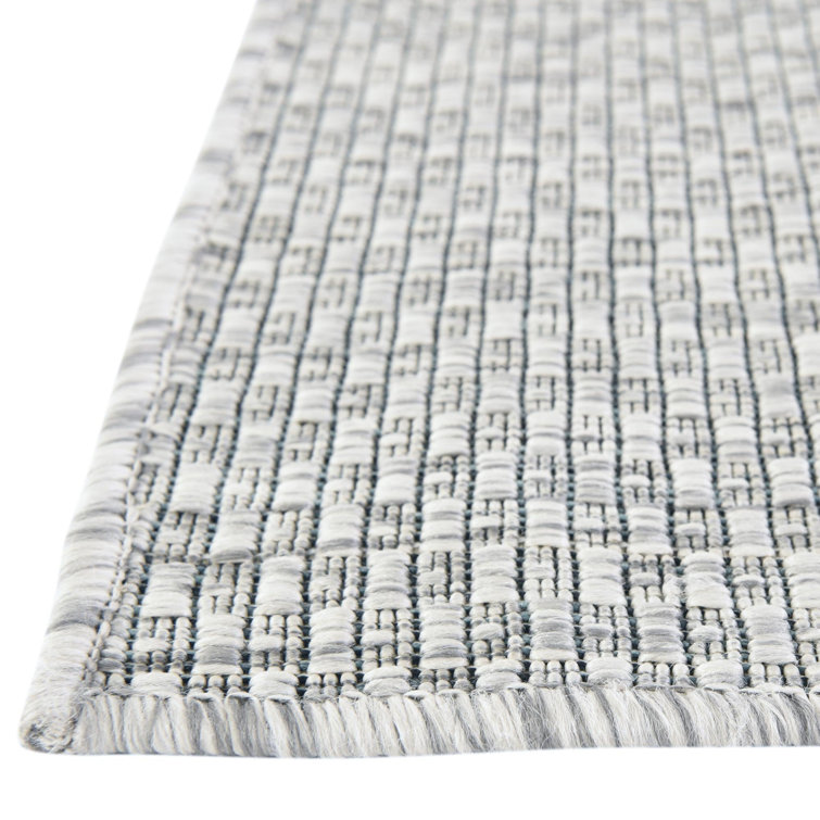 Light Gray Synthetic 6' x 9' Easy-Care Outdoor Rug