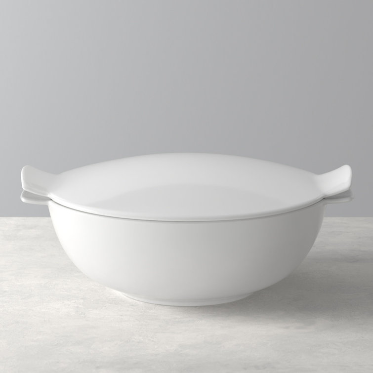 White Ceramic Round Tureen with Lid, 84.5 Ounces