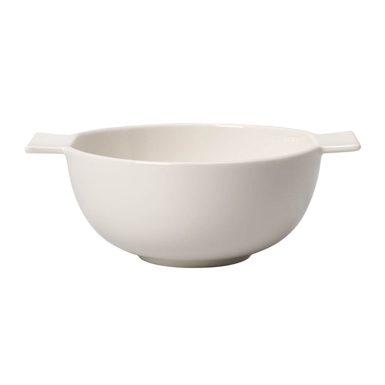 White Ceramic Round Tureen with Lid, 84.5 Ounces