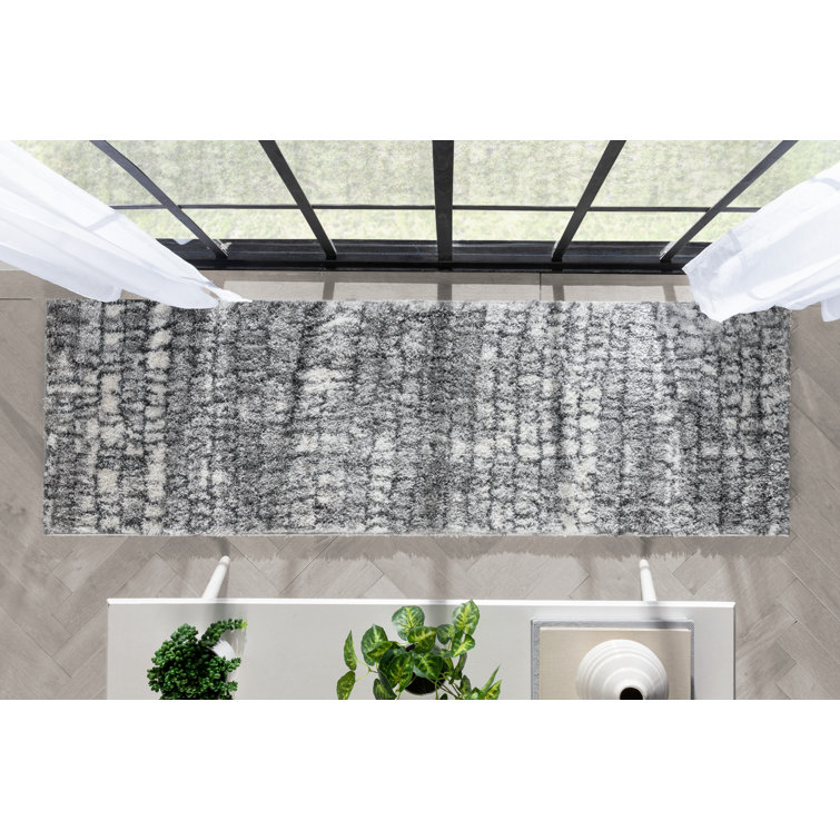 Celeste Sintra Ivory Shag Runner Rug with Geometric Pattern, 2'3" x 7'3"