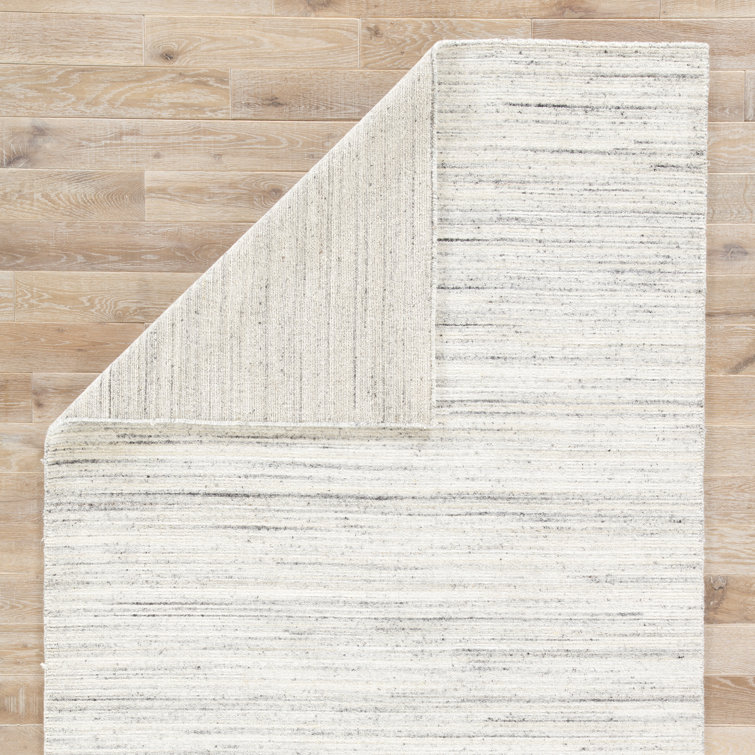 Madras Heathered Gray Hand-Loomed Wool Rectangular Rug 5' x 8'