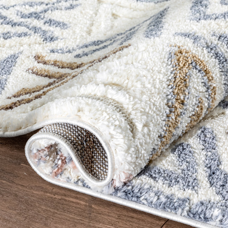Ivory Geometric High-Low Shag Synthetic Rug 47" x 63"