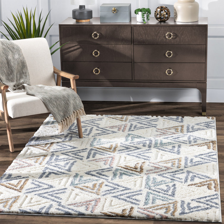 Ivory Geometric High-Low Shag Synthetic Rug 47" x 63"