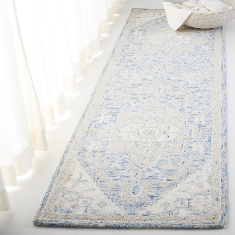 Hand-Tufted Ivory and Navy Wool Runner Rug