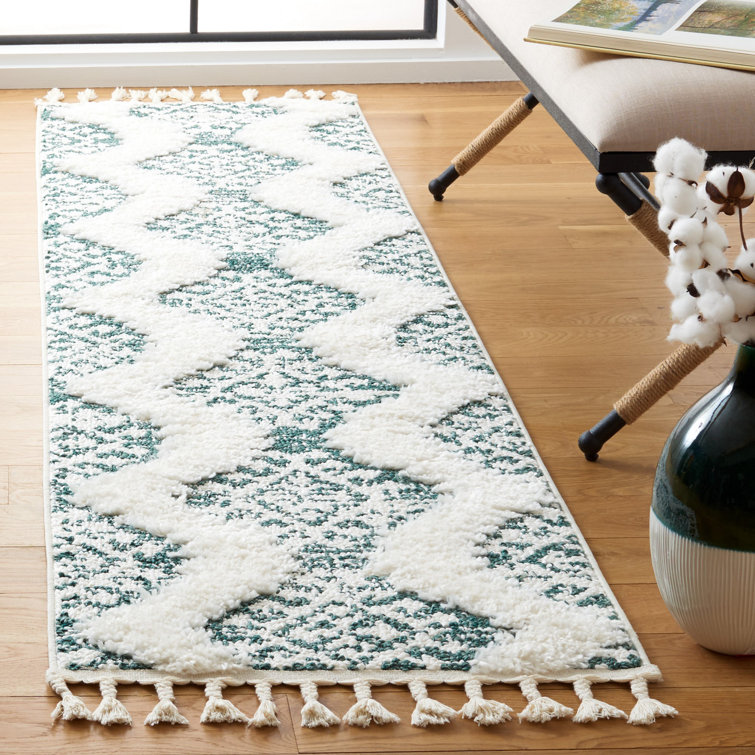 Green and Ivory Diamond Pattern Synthetic Shag Runner Rug