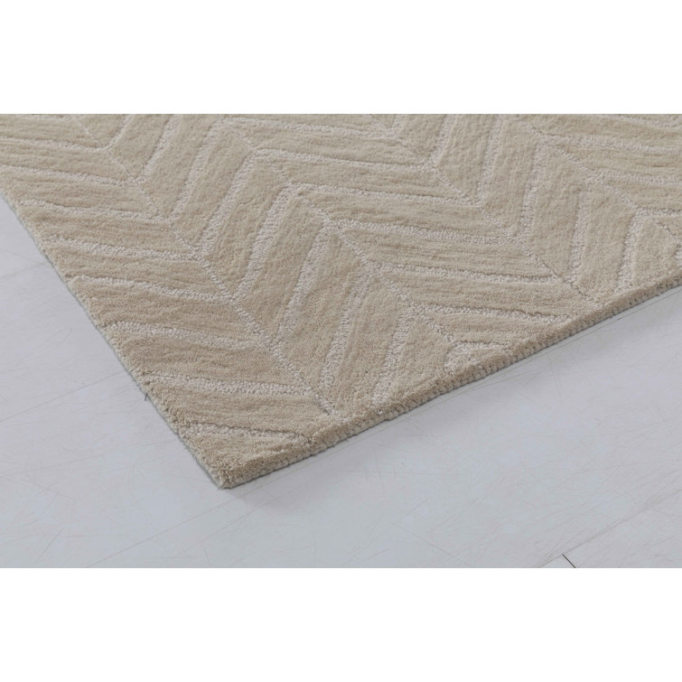 Ivory Herringbone Tufted Wool and Cotton 5' x 8' Rug