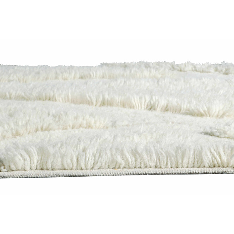 Scandinavian Ivory Wool Handmade Accent Rug with Tassels