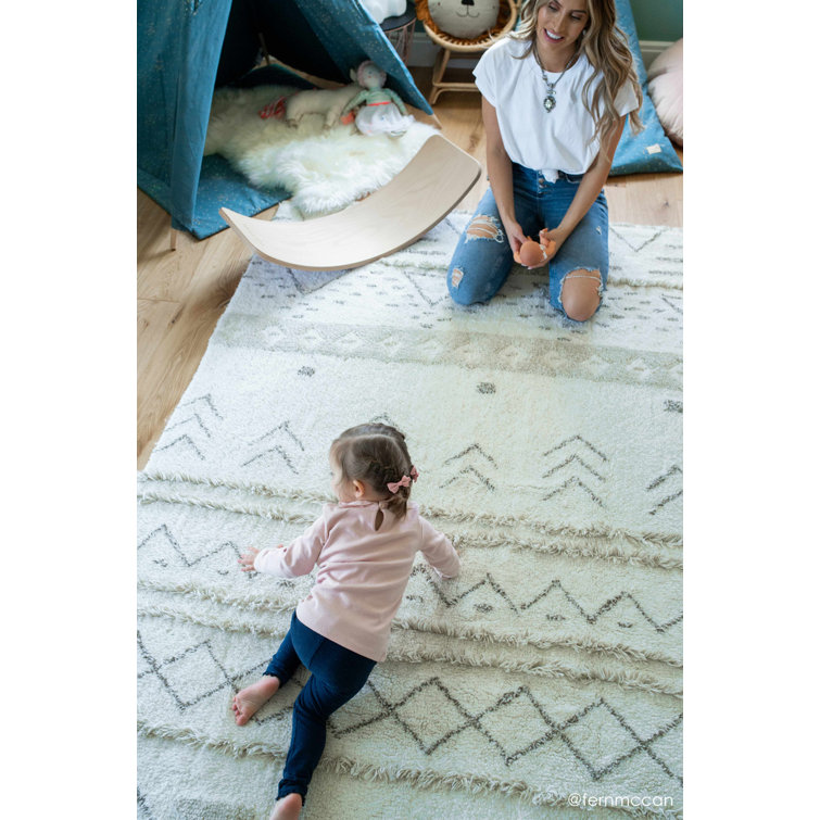 Cream Wool Rectangular Aztec Print Area Rug
