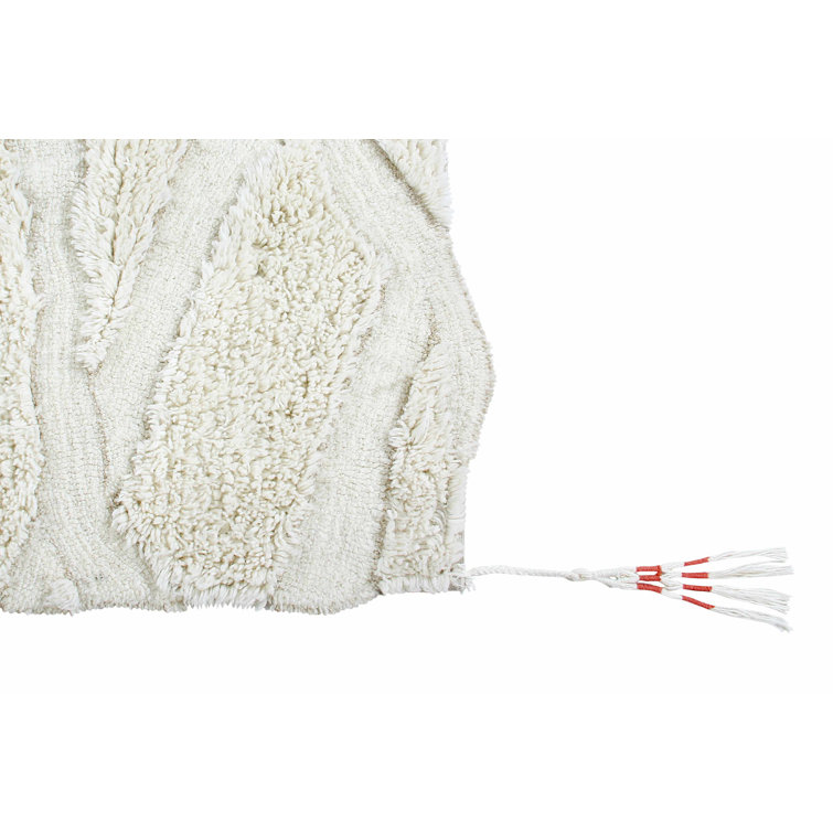 Scandinavian Ivory Wool Handmade Accent Rug with Tassels