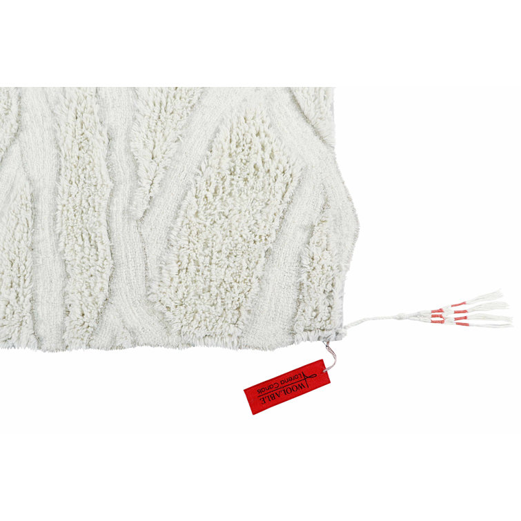 Scandinavian Ivory Wool Handmade Accent Rug with Tassels