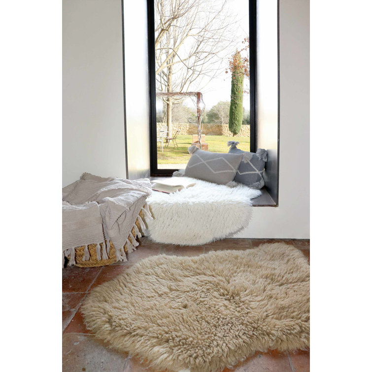 Eco Chic Sheep White Handwoven Woolly Rug 2'5" x 3'7"