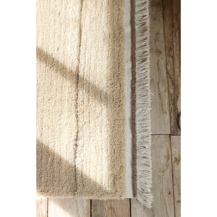 Scandinavian Sheep Beige Tufted Wool Runner Rug with Fringe