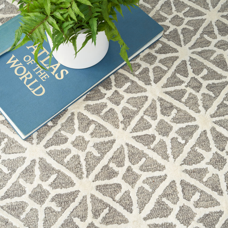 Gray Geometric Handmade Wool Tufted 5' x 7' Area Rug
