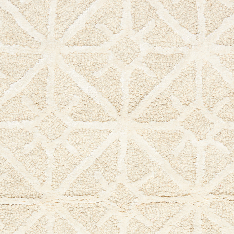 Ivory Hand-Tufted Wool Rectangular 3'9" x 5'9" Rug
