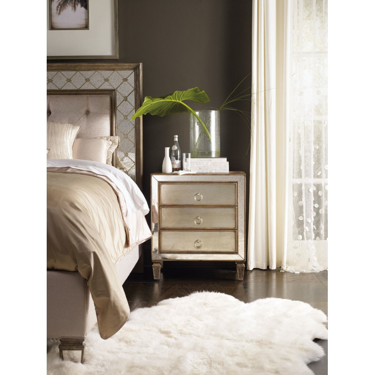 Bombay Brown Traditional Nightstand with Dovetail Drawers
