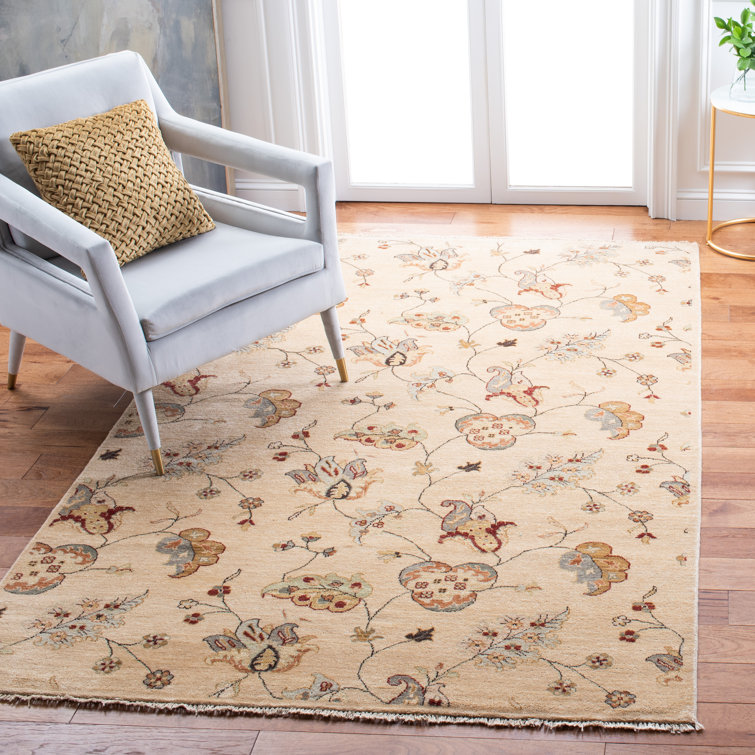 Ivory Elegance 5' x 8' Hand-Knotted Wool Area Rug