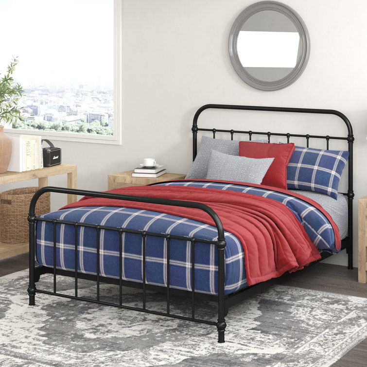 Niles Metal Bed
