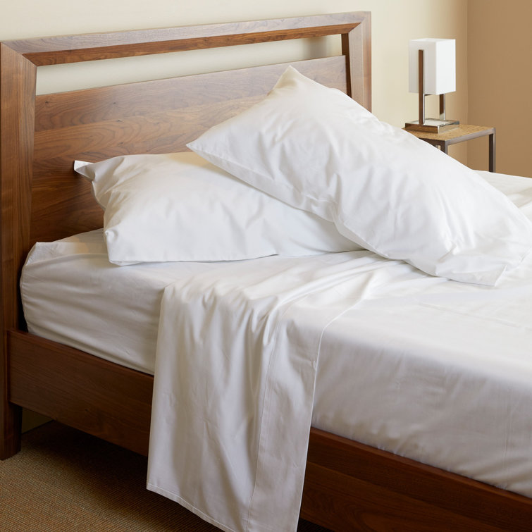 Snow White Cotton Standard Pillowcase Set
