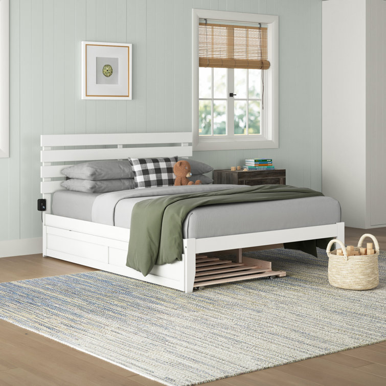 White Queen Wood Platform Bed with Slatted Headboard