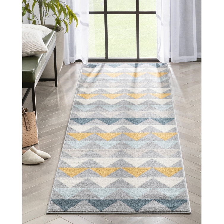 Nova Mystic Gray Geometric 2'7" x 9'10" Synthetic Runner Rug