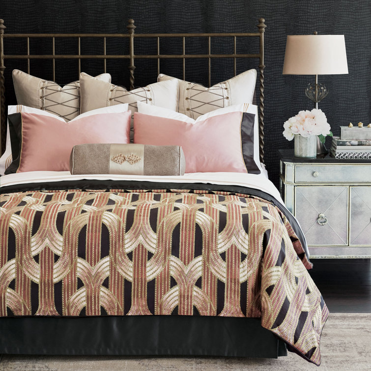 Arwen Queen Rose Quartz and Gold Duvet Cover Set