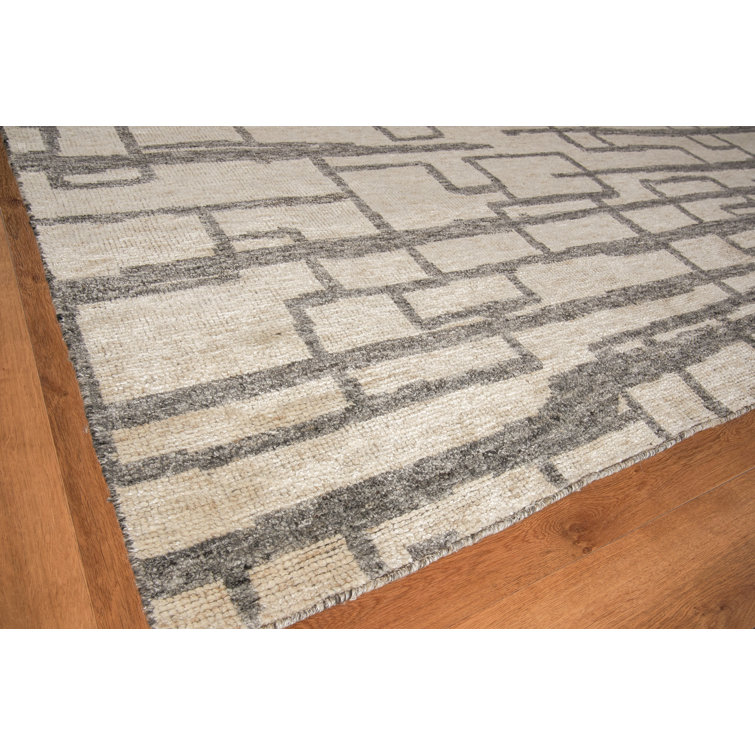 Gray Geometric Hand-Knotted Wool and Viscose Rug, 8' x 10'