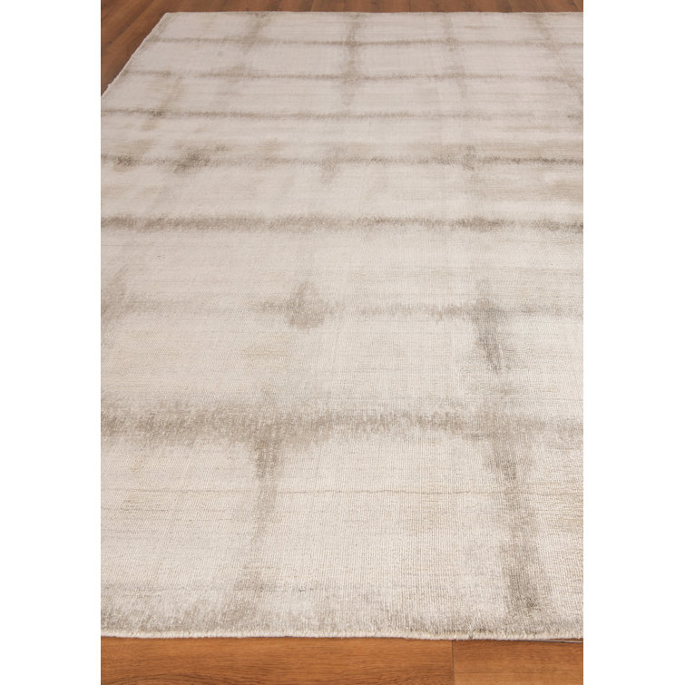 Ivory Geometric Handmade Wool and Viscose Area Rug