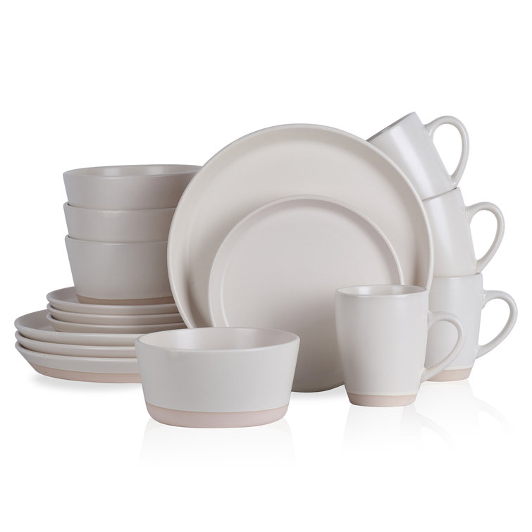 White Ceramic 16-Piece Dinnerware Set, Service for 4